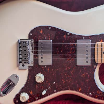 Fender Stratocaster players Plus 75th anniversary 2021 - Olympic pearl white image 2