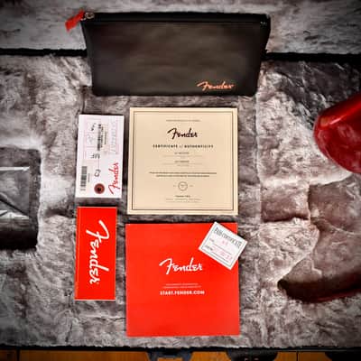Fender Jaguar American Professional Candy Apple Red 2017 image 21