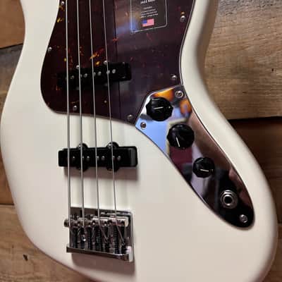 Fender American Pro II J-Bass RW Olympic White w/case image 2