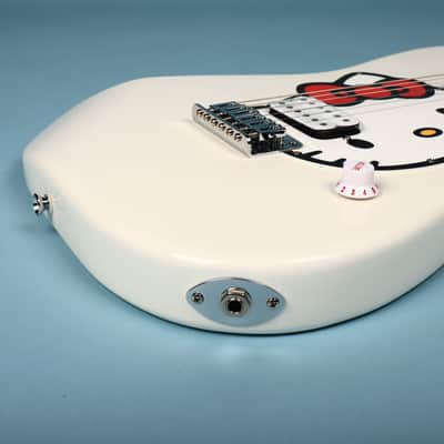 2024 Squier Hello Kitty Stratocaster White Electric Guitar image 9