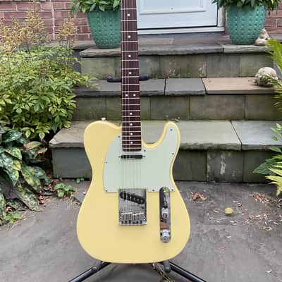 Fender American Standard Telecaster with Rosewood Fretboard 1988 - 1996 - Vintage White image 1