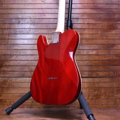 Squier Affinity Series® Telecaster® FMT SH, Laurel Fingerboard, White Pickguard, Crimson Red Transparent image 4