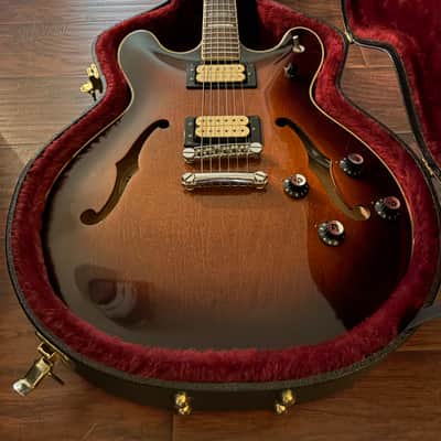 Guild Starfire IV SF 4D 1981 USA vintage with factory DiMarzio pickups OG plush hardshell case image 12