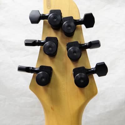 Yamaha RGX820Z Stereo Piezo Electric Guitar image 17