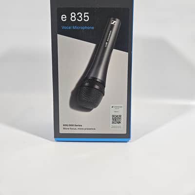 Sennheiser e835 Handheld Cardioid Dynamic Vocal Microphone - Dark Grey
