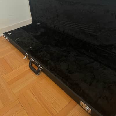 Fender Pro Series Precision Bass/Jazz Bass Case (Black) 2024 - Black image 7