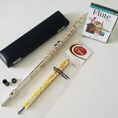 Chase Flute In C - Silver Nickel & Hard Case Beginner Outfit with Flute DVD-- image 7