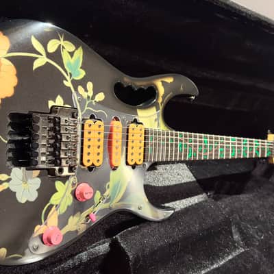 Ibanez JEM77-FP Steve Vai Signature - Black Floral Pattern image 2