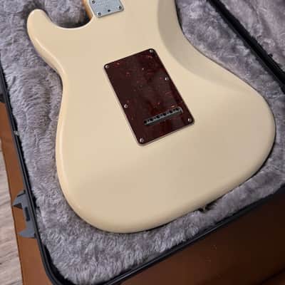 Fender American Professional II Stratocaster with Rosewood Fretboard 2020 - Present - Olympic White image 5