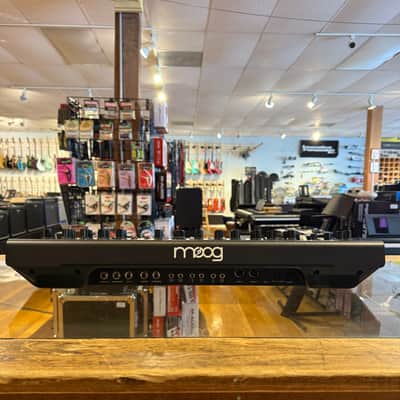 Moog Messenger 32-Key Monophonic Synthesizer 2025 - Present - Black image 5