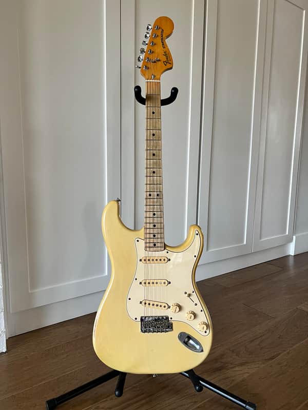 Fender Stratocaster with Maple Fretboard 1978 - 1979 - Olympic White image 1
