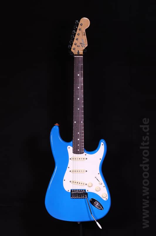 Squier Stratocaster 1992 - Blue image 1