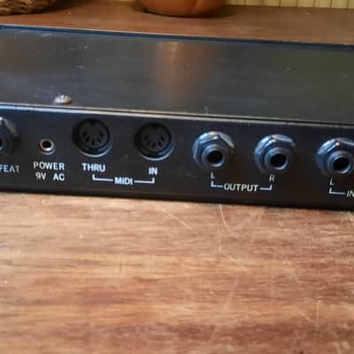 Alesis Midiverb II 16-Bit Digital Effects Processor 1990s - Black image 10