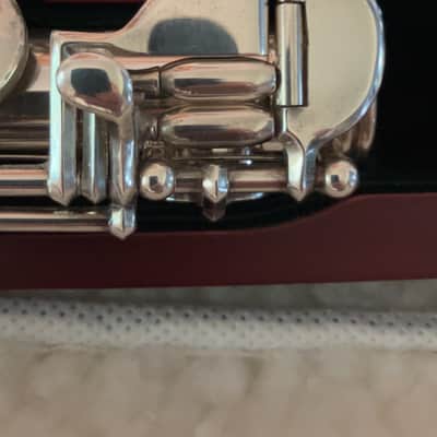 Pearl 665 Coda Flute - 10k gold lip, C# trill, new case and cover image 8