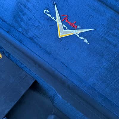 Fender Custom Shop G&G Deluxe Strat / Tele Hard Case - Brown / Blue image 3