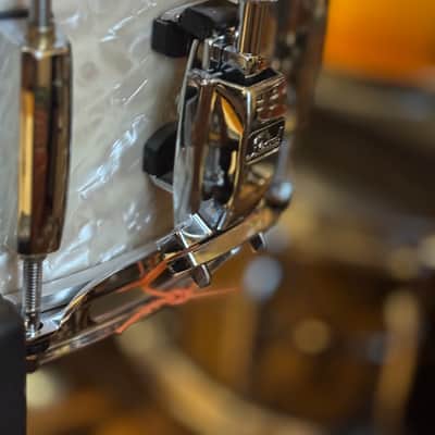 Pearl STS1455S/C405 Session Studio Select 14x5.5" Snare Drum 2018 - 2020 - Nicotine White Marine Pearl image 4