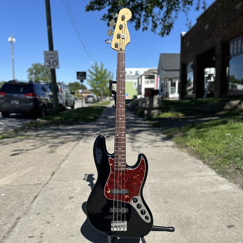 2008 Deluxe Active Jazz Bass - Black w/ SKB Case image 1