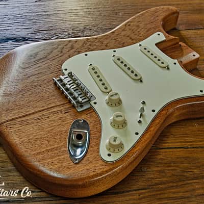 Stratocaster Body – 1-Pc Mahogany – Aged Nitro image 3