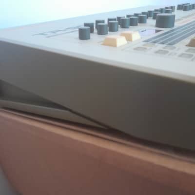 Roland TR-909 Rhythm Composer 1983 - 1985 - White image 4