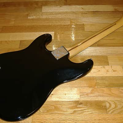 Fender Stratocaster Elite 1984 Black Price Drop! image 10
