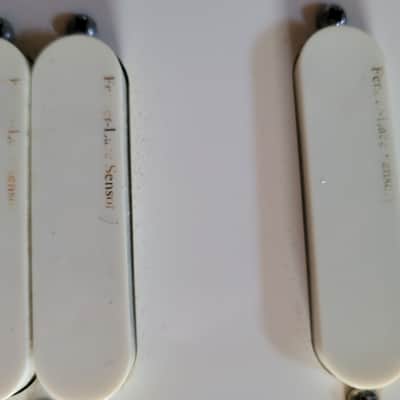 Fender Jeff Beck Stratocaster Lace Sensor Gold Pickups On Pickguard 1991 White image 6