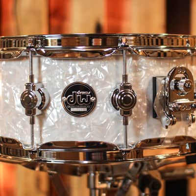 DW Performance White Marine Pearl Snare Drum - 5.5x14 image 2