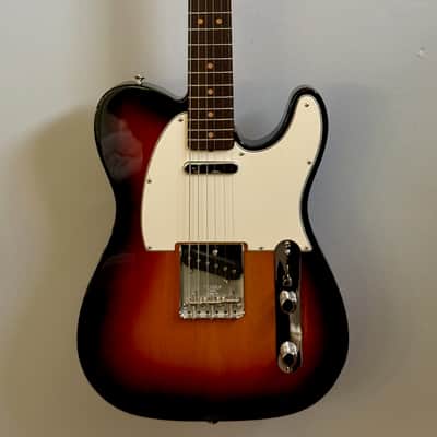 Fender American Vintage II '63 Telecaster 2022 - Present - 3-Color Sunburst image 11