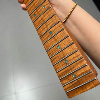 Bone nut Suhr Round-head stainless steel Roasted flame Maple Electric Guitar Neck 22 frets hole 10mm 12in image 6