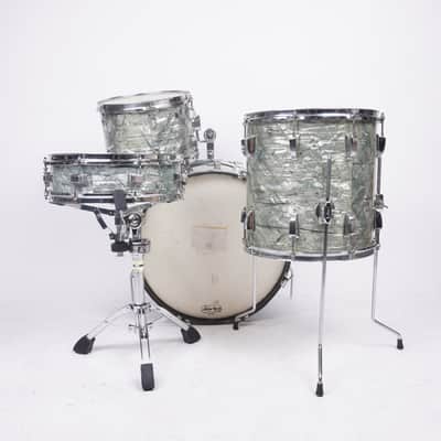 LUDWIG | CLASSIC | 1960s | "DOWNBEAT" | 3 - PIECE SHELL | + MATCHING SNARE DRUM image 4