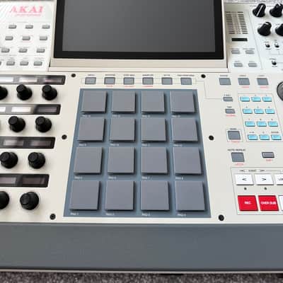 Akai MPC X SE + Decksaver + MPK Mini II + Carry Case Bundle image 6