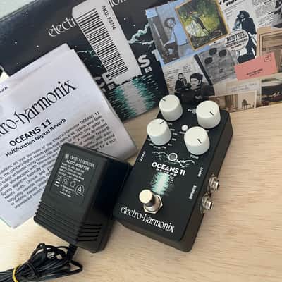 Electro-Harmonix Oceans 11 Reverb 2018 - Present - Black