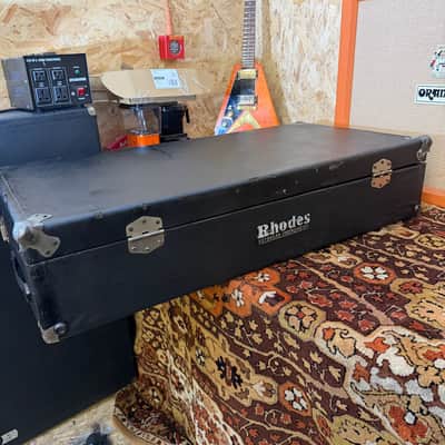 Vintage 1981 Fender Rhodes Mark Two MKII Stage 73 Electric Piano w/ Legs & Pedal image 24