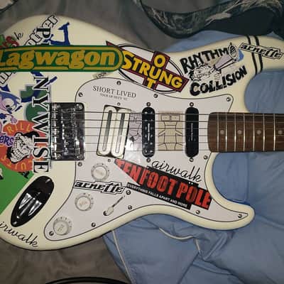 Guitar stickers fender white strat pop punk decal old set 28 image 3