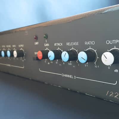1980s Tesla AYZ 034: Stereo Compressor/Limiter - Ultra RARE Soviet Czechoslovakia vintage rack unit image 4