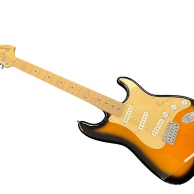 Fender stratocaster 2011 - tobacco burst image 1