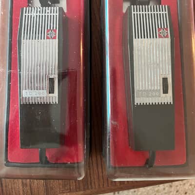 Telefunken  TD 200 microphone pair image 1