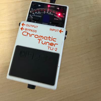 Boss TU-2 Chromatic Tuner (Dark Gray Label) 1998 - 2009 - White image 2
