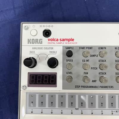 Used Korg Volca Sample 2 Digital Sample Sequencer with Original Box image 3