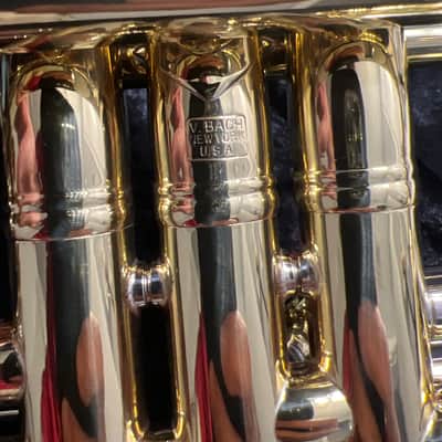 Bach New York 67 Stradivarius 1948 - Lacquer image 8