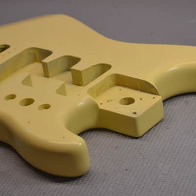 Fender Stratocaster Vintage Cream Light Relic image 3