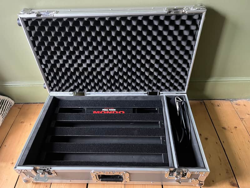 Pedaltrain PT3 HC and Voodoo Labs Mondo 2015 ish - Grey/black image 1