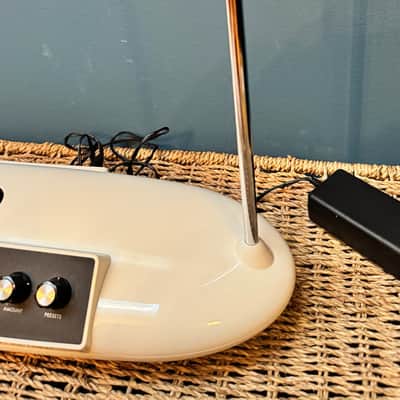 Moog Theremini Theremin 2016 White image 2