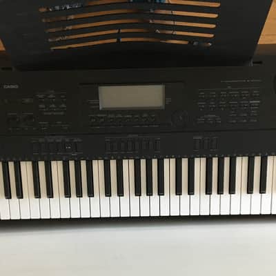 Casio WK-7500 76-Key Touch-Sensitive Workstation Keyboard with deluxe stand