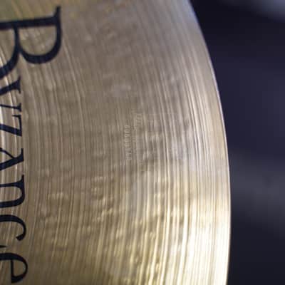Meinl Byzance 18" Medium Thin Crash image 3