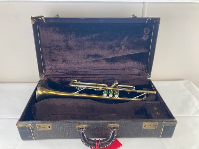 Olds Super Trumpet – Vintage Intermediate Model – Brass – SN 6212 – 1939– Original Case SM#3602 image 1