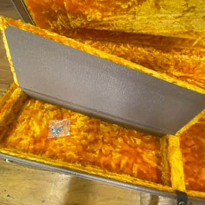Fender Classic Series Tweed C&G Bass  Guitar Case image 6