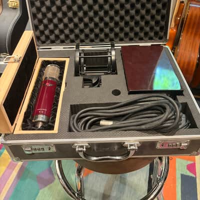 Vanguard Audio Labs V13 Large Diaphragm Multipattern Tube Condenser Microphone 2010s - Maroon image 3