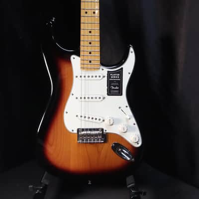 Fender 70th Anniversary Player Stratocaster 2023 - Present - Anniversary 2-Color Sunburst image 2