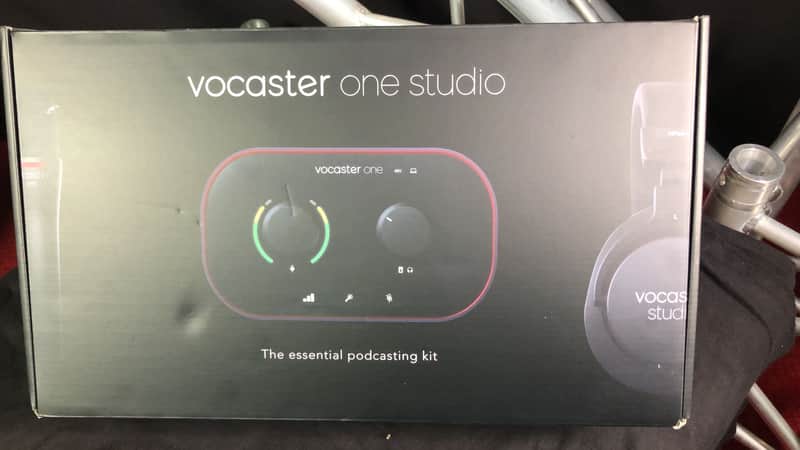 Focusrite vocaster one studio image 1
