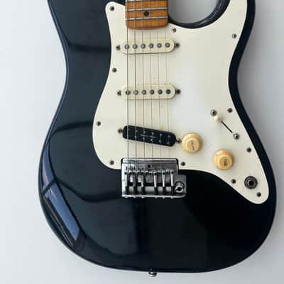 1983 Fender Stratocaster *2 Knob* Dan smith era image 2